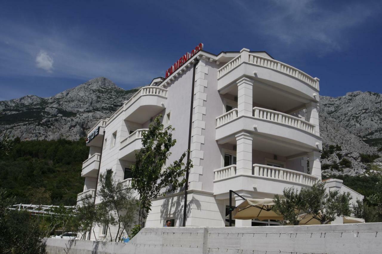 Villa Luce Mit Pool Makarska Bilik gambar