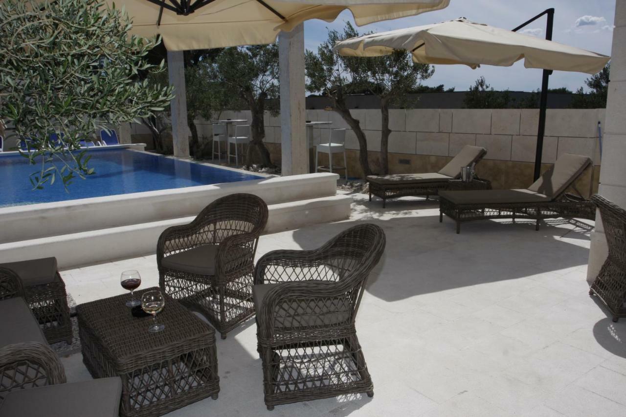 Villa Luce Mit Pool Makarska Bilik gambar