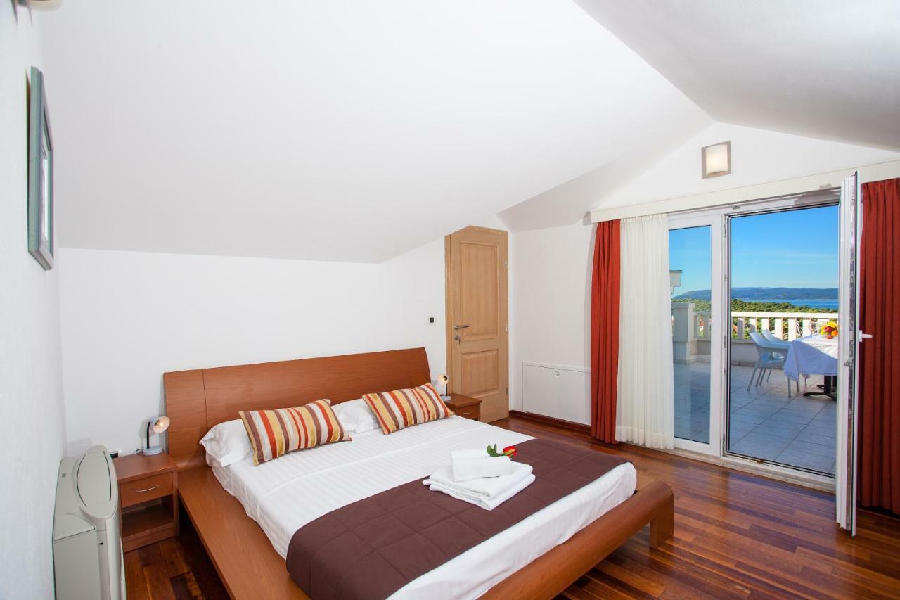 Villa Luce Mit Pool Makarska Bilik gambar